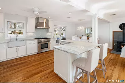 22 Auldwood Road, Stamford, CT 06902 - Photo 7