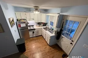 11 S Cove Rd, Danbury, CT 06811 - Photo 5