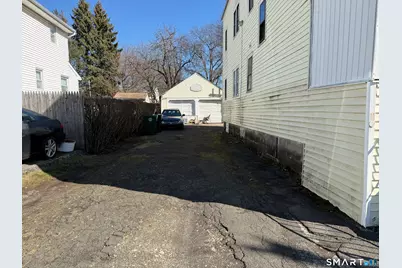 384 Thompson Street, Stratford, CT 06615 - Photo 15