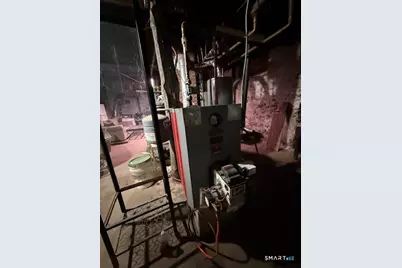 113 Bunker Hill Avenue, Waterbury, CT 06708 - Photo 7