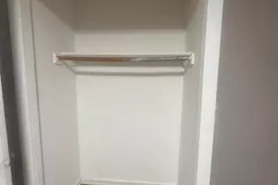 30 Wake St, Bridgeport, CT 06610 - Photo 9