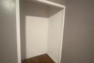 30 Wake St, Bridgeport, CT 06610 - Photo 7