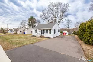 80 West St, Windsor Locks, CT 06096 - Photo 35