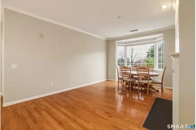 1 King Philip Drive #301, West Hartford, CT 06117 - Photo 9