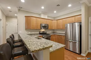 1 King Philip Dr, West Hartford, CT 06117 - Photo 5