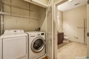 1 King Philip Dr, West Hartford, CT 06117 - Photo 21