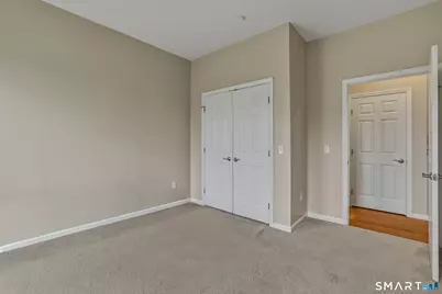 1 King Philip Drive #301, West Hartford, CT 06117 - Photo 17