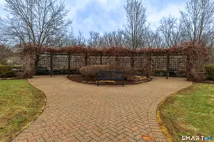 1 King Philip Dr, West Hartford, CT 06117 - Photo 23