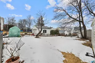 170 Judson Pl, Bridgeport, CT 06610 - Photo 17