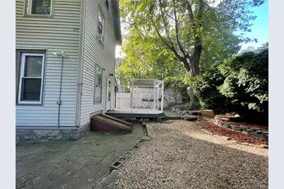 11 West Street #1, New London, CT 06320 - Photo 5