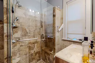 2078 Park Ave, Bridgeport, CT 06604 - Photo 21