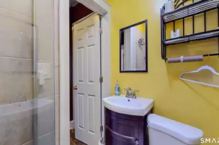 2078 Park Ave, Bridgeport, CT 06604 - Photo 23