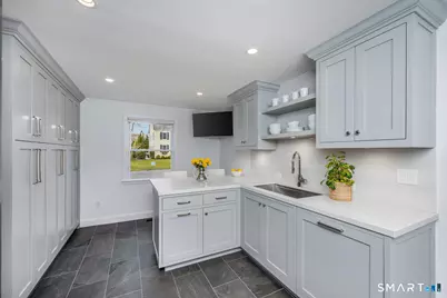 16 Fairfield Avenue, Darien, CT 06820 - Photo 5