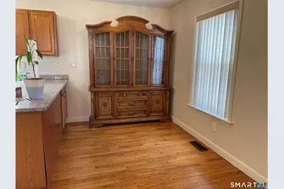 41 Elmcroft Road, Stamford, CT 06902 - Photo 9