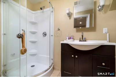 596 Glenbrook Road #APT 12, Stamford, CT 06906 - Photo 19