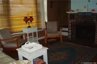 9 Skipper St, Stonington, CT 06378 - Photo 9