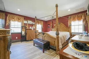 22 Standish Rd, New Milford, CT 06776 - Photo 3