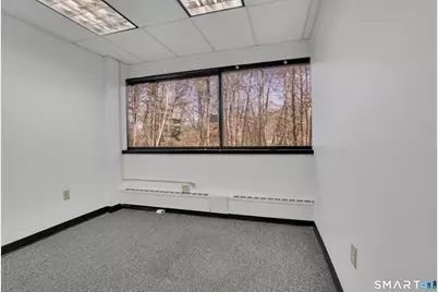 160 Chapel Road, Manchester, CT 06042 - Photo 23