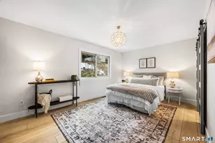 9 Carriage Dr, Simsbury, CT 06070 - Photo 9