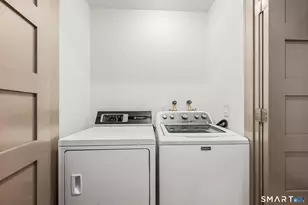 9 Carriage Dr, Simsbury, CT 06070 - Photo 19