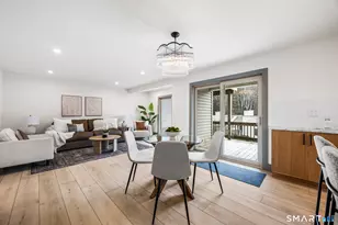 9 Carriage Dr, Simsbury, CT 06070 - Photo 5