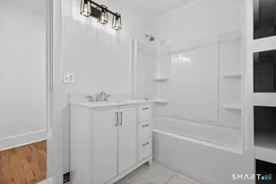 62 General St, Stratford, CT 06615 - Photo 7