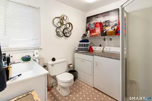 760 Hope St, Stamford, CT 06907 - Photo 21