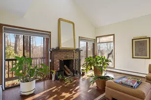 24 Grey Hollow Rd, Norwalk, CT 06850 - Photo 9