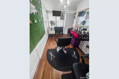 660 West Jackson Avenue, Bridgeport, CT 06604 - Photo 21