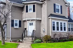 660 W Jackson Ave, Bridgeport, CT 06604 - Photo 1