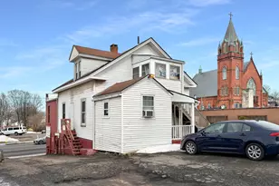 200 W Main St, Meriden, CT 06451 - Photo 21