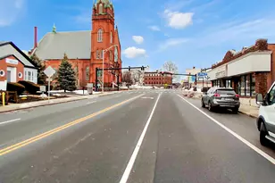 200 W Main St, Meriden, CT 06451 - Photo 25