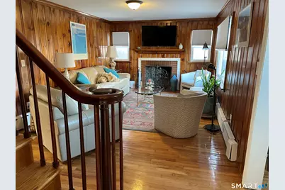 1347 Hall Boulevard, Bloomfield, CT 06002 - Photo 9