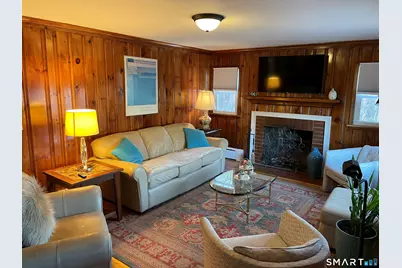 1347 Hall Boulevard, Bloomfield, CT 06002 - Photo 7