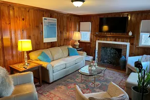 1347 Hall Blvd, Bloomfield, CT 06002 - Photo 7