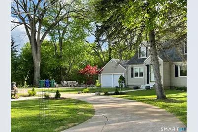 1347 Hall Boulevard, Bloomfield, CT 06002 - Photo 3