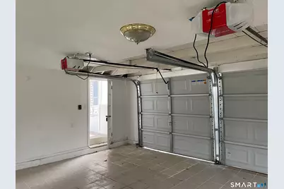 1347 Hall Boulevard, Bloomfield, CT 06002 - Photo 27