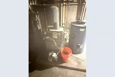 56 Bidwell Terrace, Middletown, CT 06457 - Photo 15