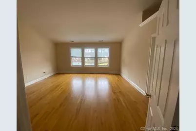 105 Lantern Court #105, Clinton, CT 06413 - Photo 3