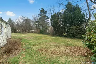 38 Keane Pl, Stratford, CT 06615 - Photo 21