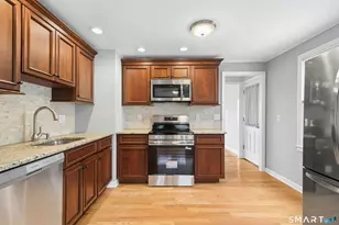 38 Keane Pl, Stratford, CT 06615 - Photo 9