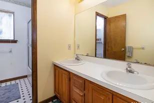 23 Trails End Ln, Ridgefield, CT 06877 - Photo 17