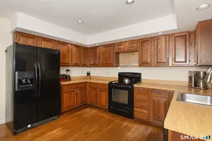 23 Trails End Ln, Ridgefield, CT 06877 - Photo 11