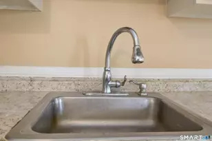 201 French St, Bridgeport, CT 06606 - Photo 19