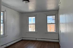 198 Oak St, New Britain, CT 06051 - Photo 3