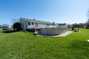 28 Glenview Dr, Berlin, CT 06037 - Photo 35