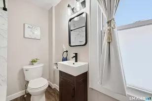 76 Westfield St, West Haven, CT 06516 - Photo 25