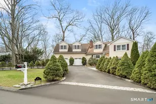 35 Archer Ln, Stamford, CT 06905 - Photo 3