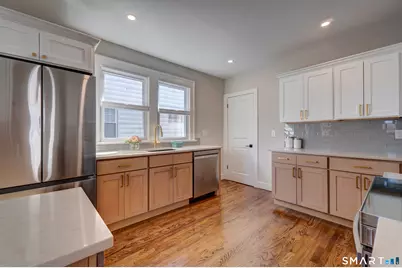 209 Augur Street, Hamden, CT 06517 - Photo 3