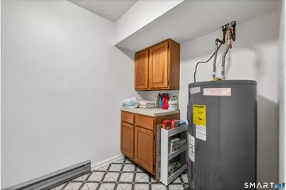 13 Pocono Road, Newtown, CT 06470 - Photo 31